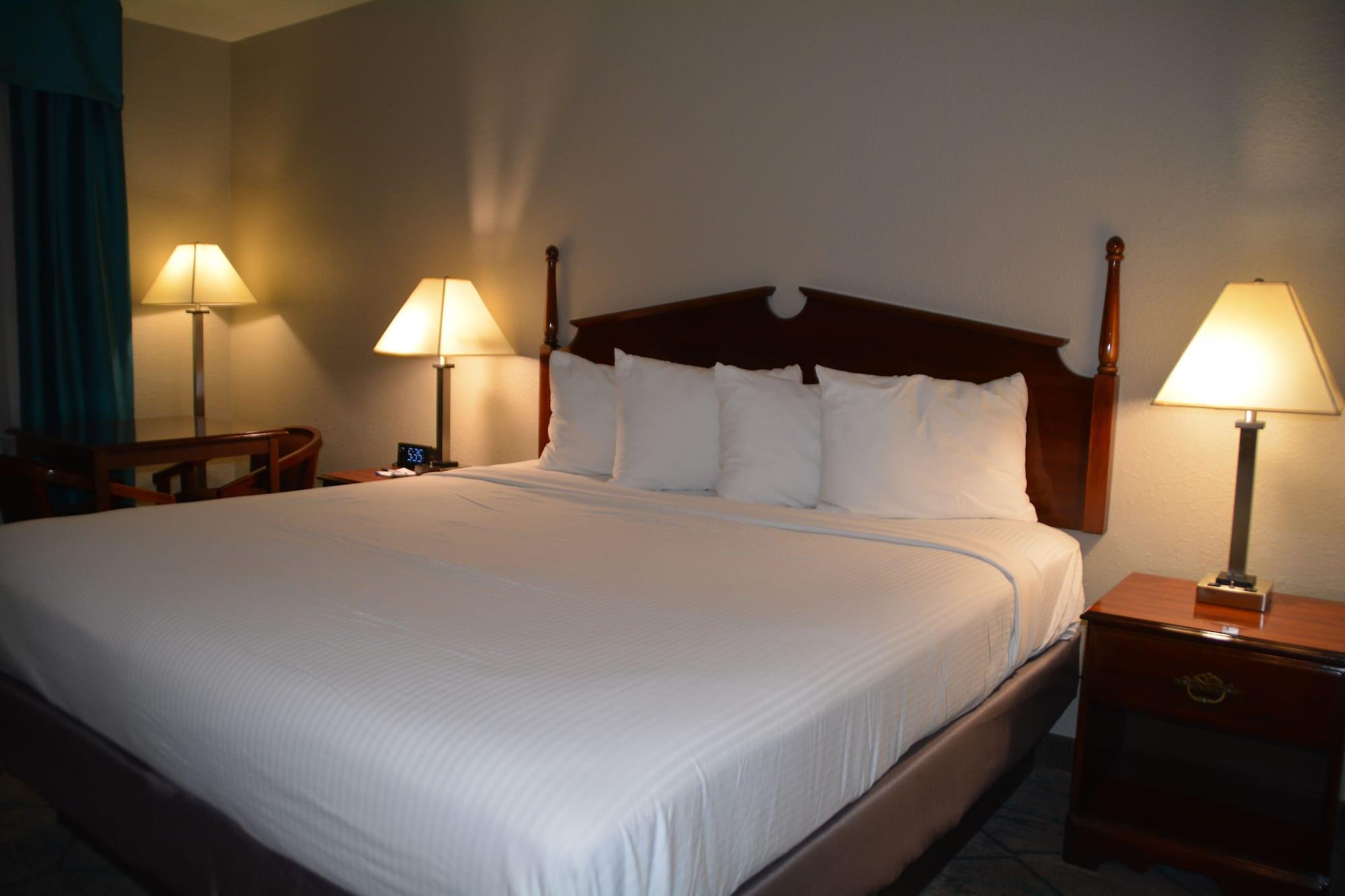 Baymont By Wyndham Effingham Hotel Buitenkant foto